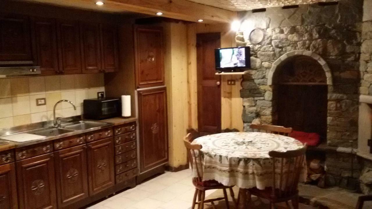 Taverna Semon Verrayes Eksteriør bilde