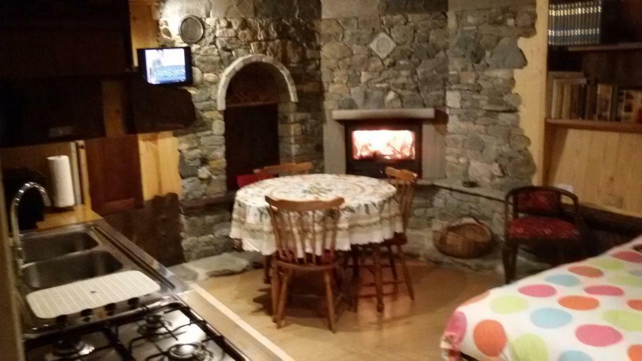 Taverna Semon Verrayes Eksteriør bilde